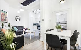 Two Bedroom Apartment In Central London With Large Terrace